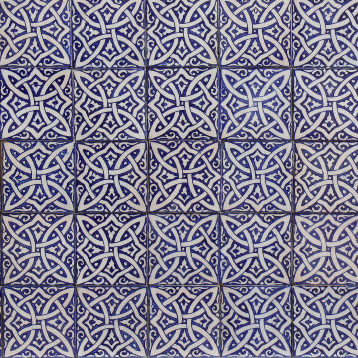 Piastrella dipinta a mano - Ornamento intrecciato moresco