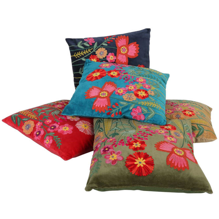 Cuscino arredo Livia con spettacolo floreale