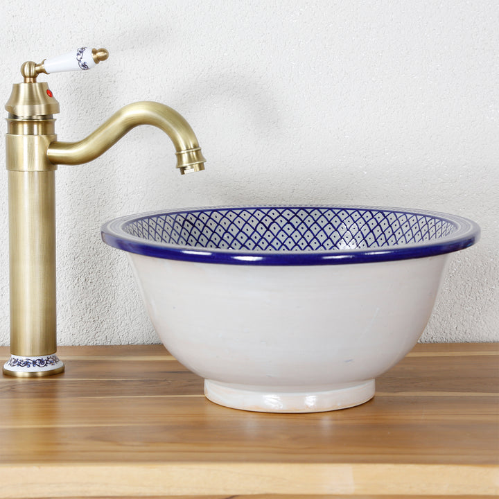 Lavabo in ceramica