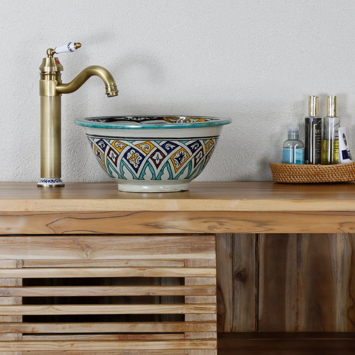 Lavabo in ceramica per il bagno