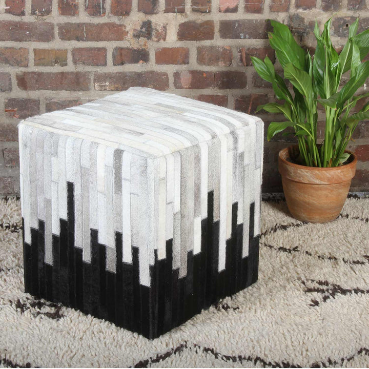 Sgabello in pelliccia patchwork Sunil