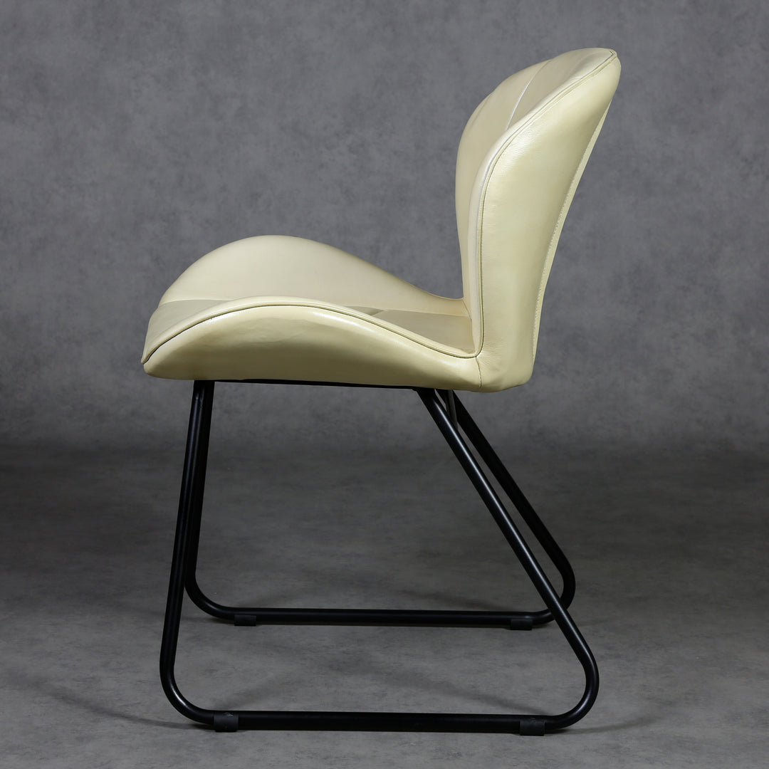 Sedia in pelle beige