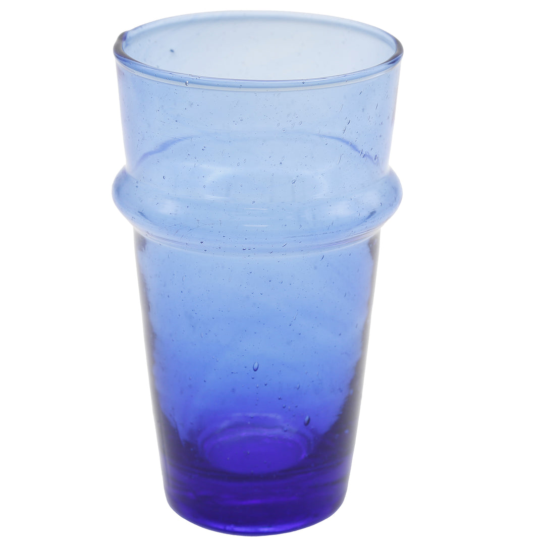 Vetro soffiato a mano per caffè freddo: superficie vibrante e blu intenso