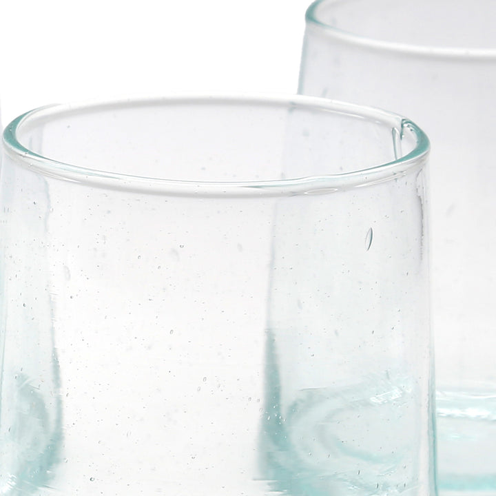 Set di 4 bicchieri trasparenti - prodotti in modo tradizionale, universalmente applicabili