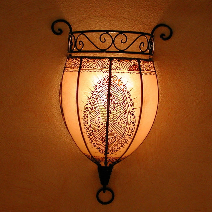 Lampada da parete in pelle henné Nakous Bianca