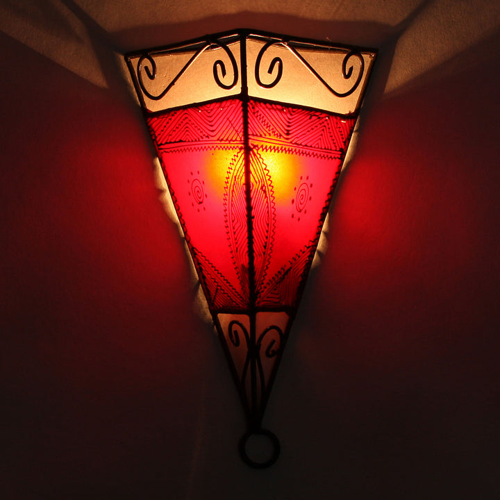 Lampada da parete in pelle Emrah rossa