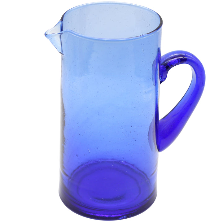 Caraffa blu in vetro soffiato a mano con manico curvo