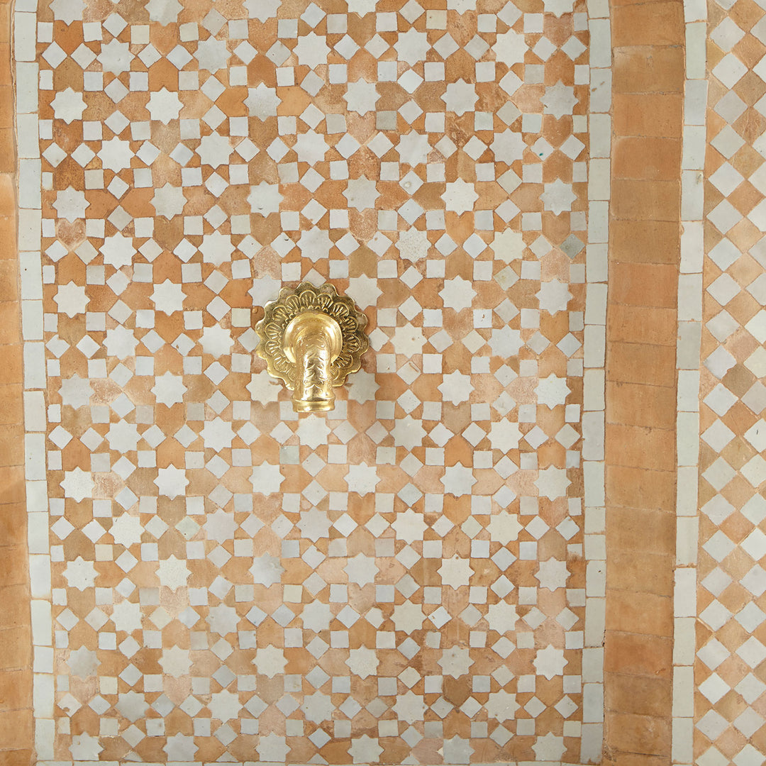 Fontana in Mosaico Stella Terracotta Bianca