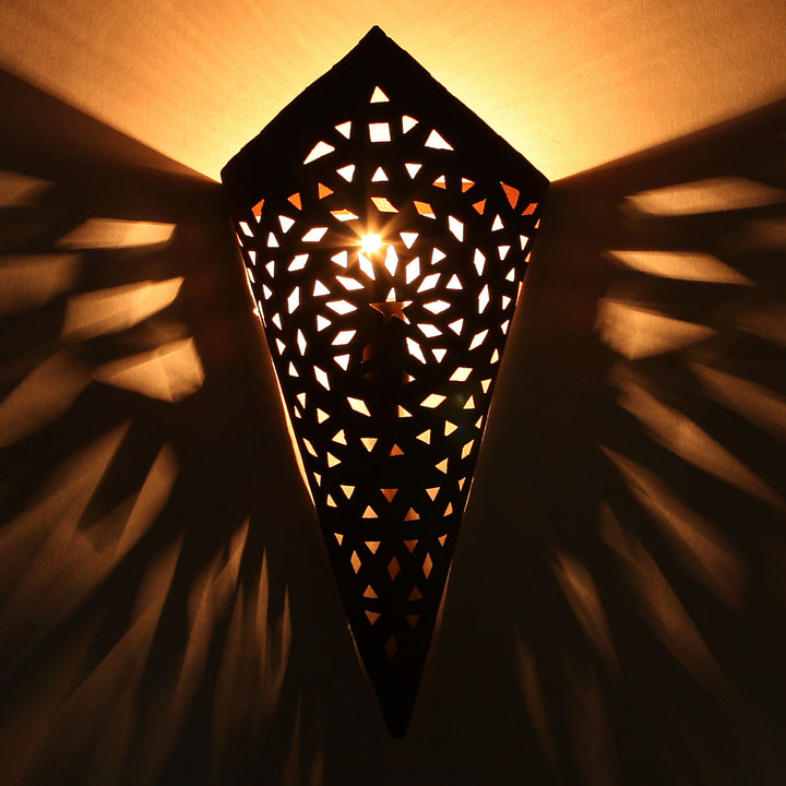 Lampada da parete orientale in ferro EWL03