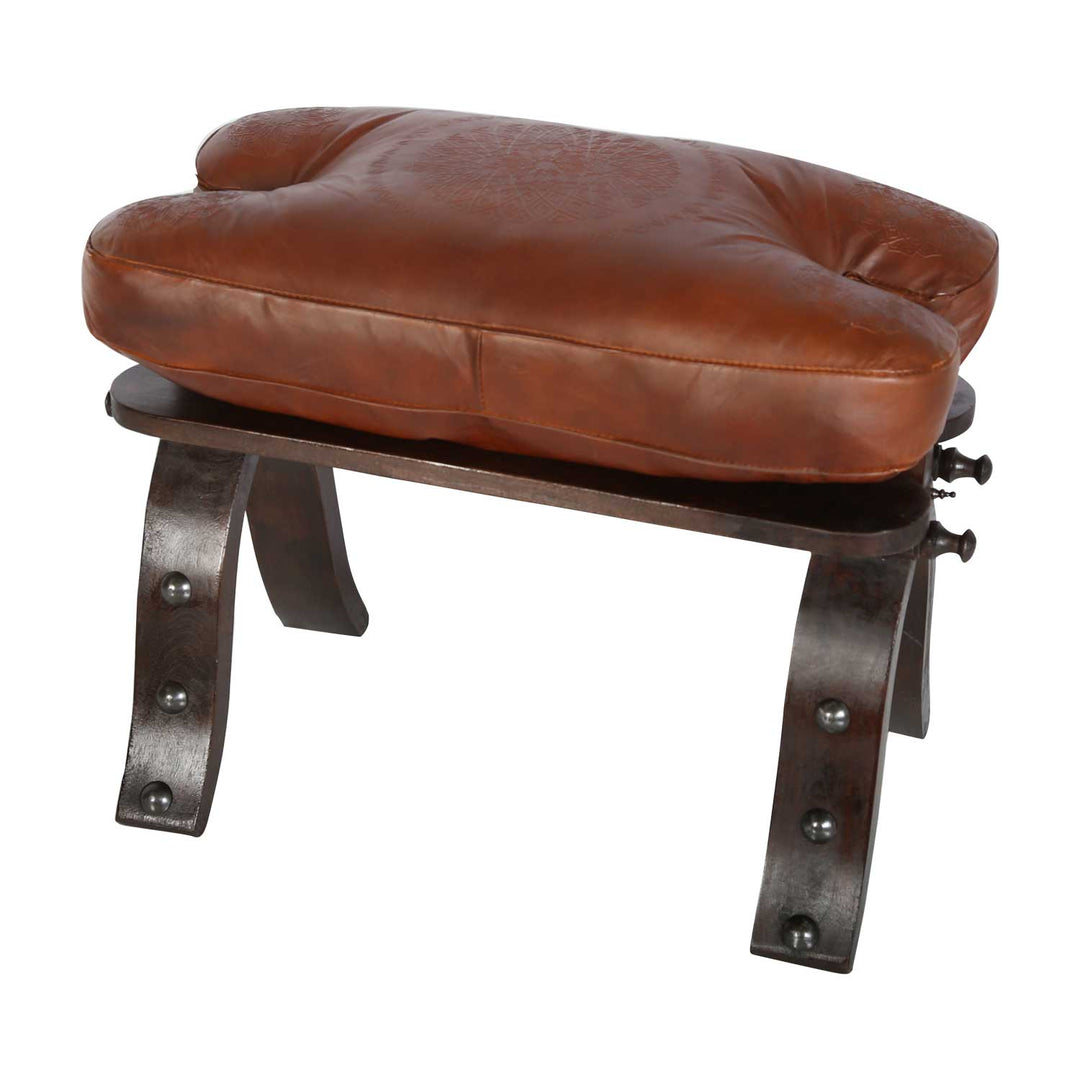 Sgabello orientale in cammello Sadia
