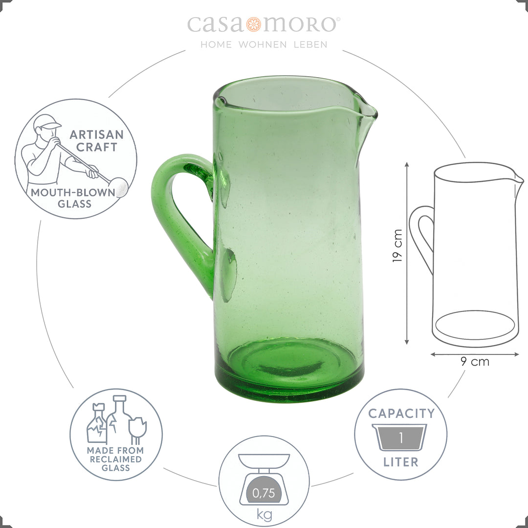Caraffa per acqua verde in vetro soffiato a bocca con manico e beccuccio